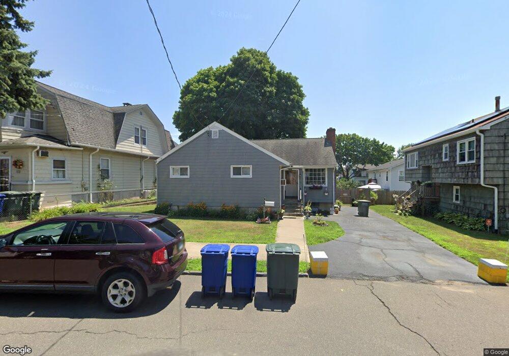 131 Wentworth St, Bridgeport, CT 06606 - photo 1