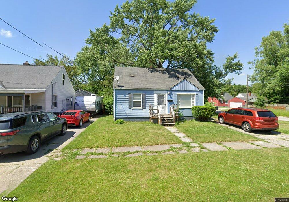 702 Freeman Ave, Flint, MI 48507 - photo 1