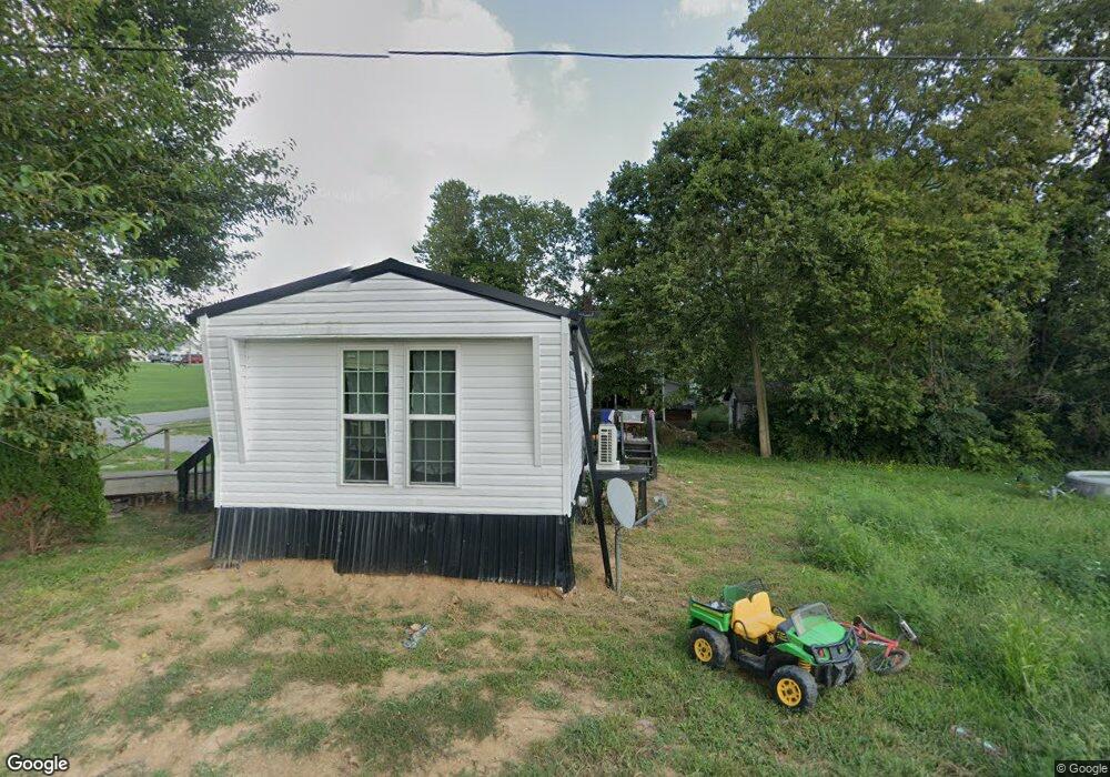 320 W Mill St, Burgin, KY 40310 - photo 1