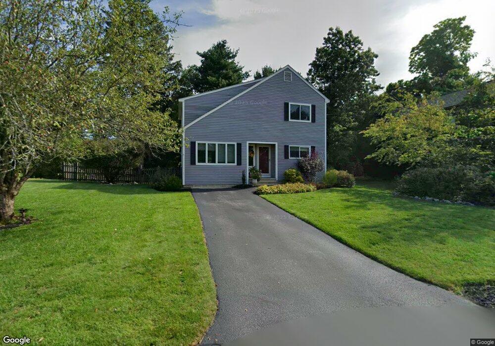 9 Ventura Cir, Nashua, NH 03062 - photo 1