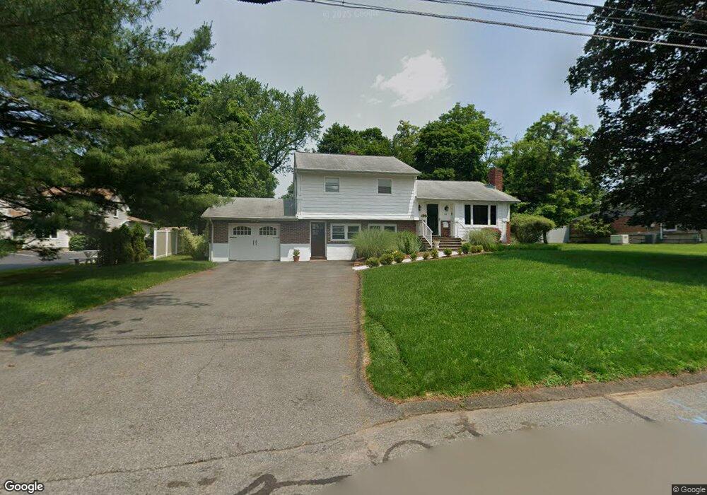 24 Hayes St, Blauvelt, NY 10913 - photo 1