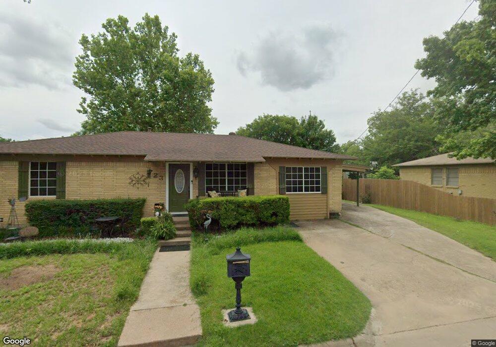 723 N Wilhite St, Cleburne, TX 76031 - photo 1