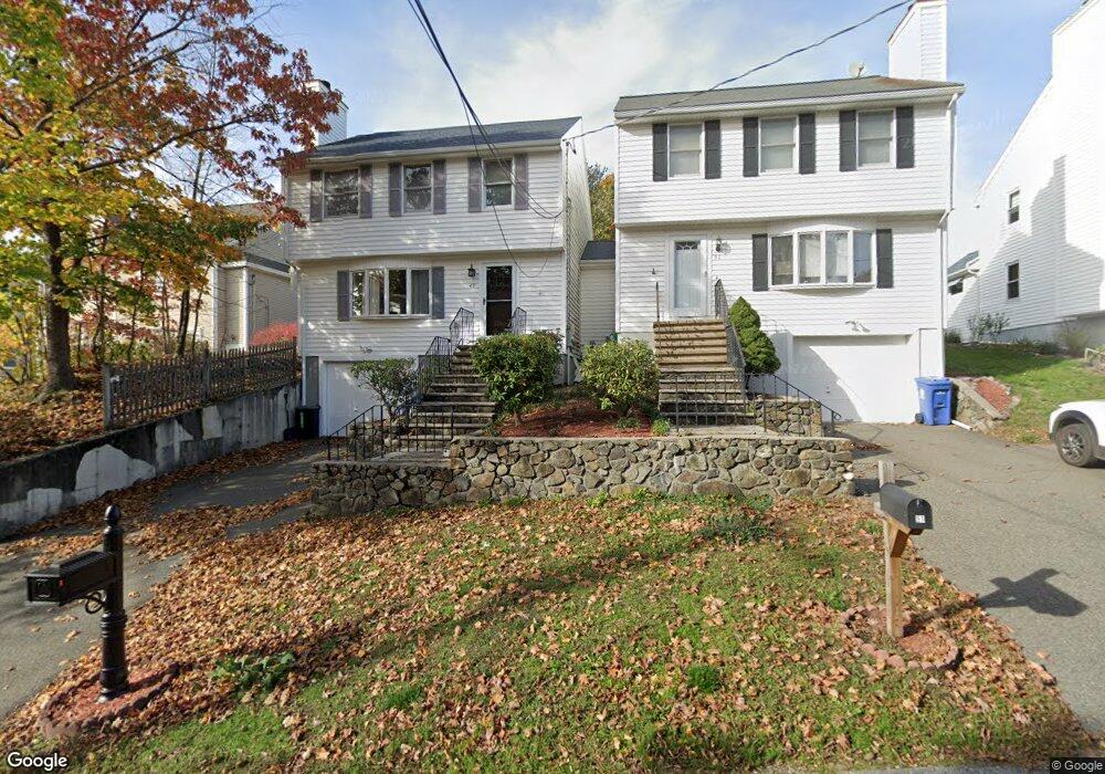 49 Bennett St, Wakefield, MA 01880 - photo 1