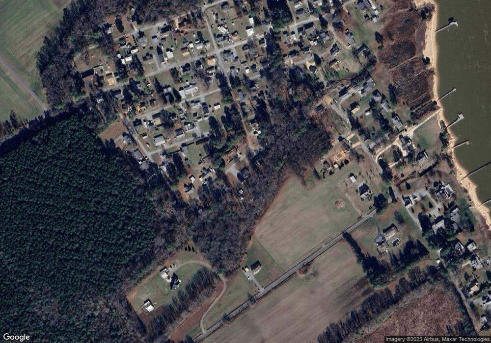 178 Tideview Rd, Dunnsville, VA 22454 - photo 1