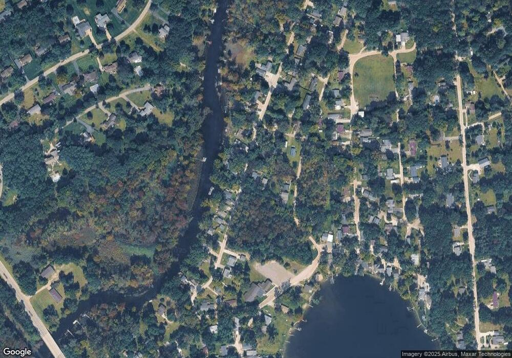 6402 Ridgeway Ave, Whitmore Lake, MI 48189 - photo 1