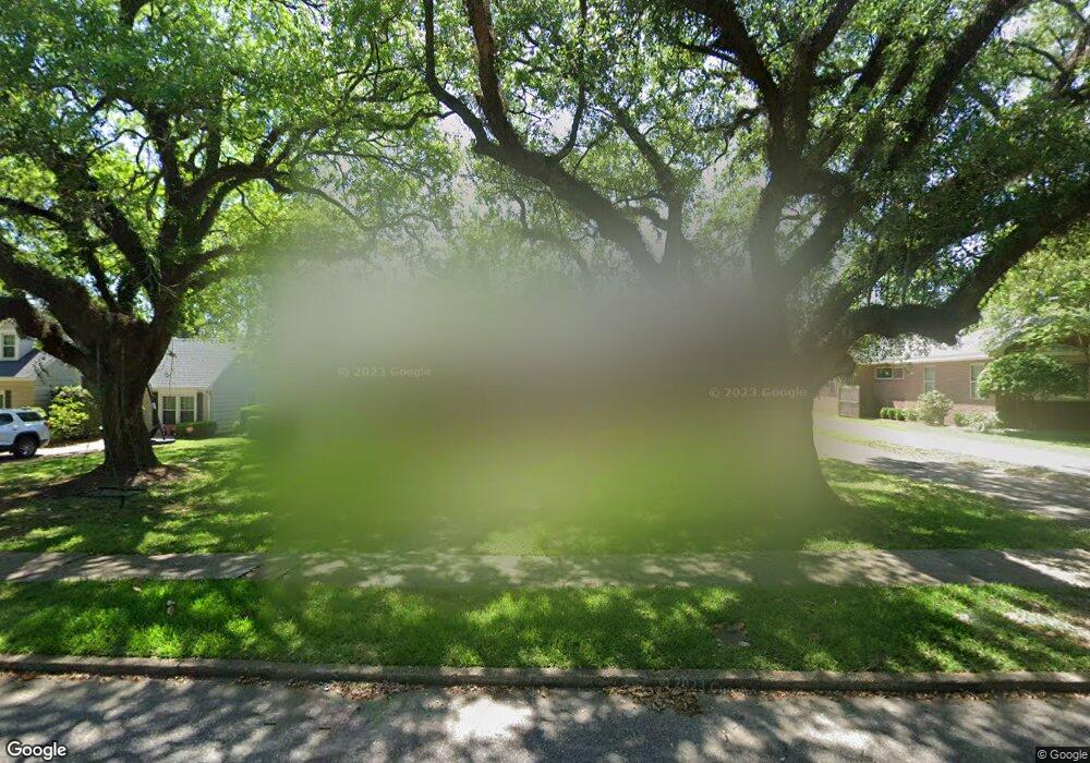 271 Woodlands Ave, Mobile, AL 36607 - photo 1