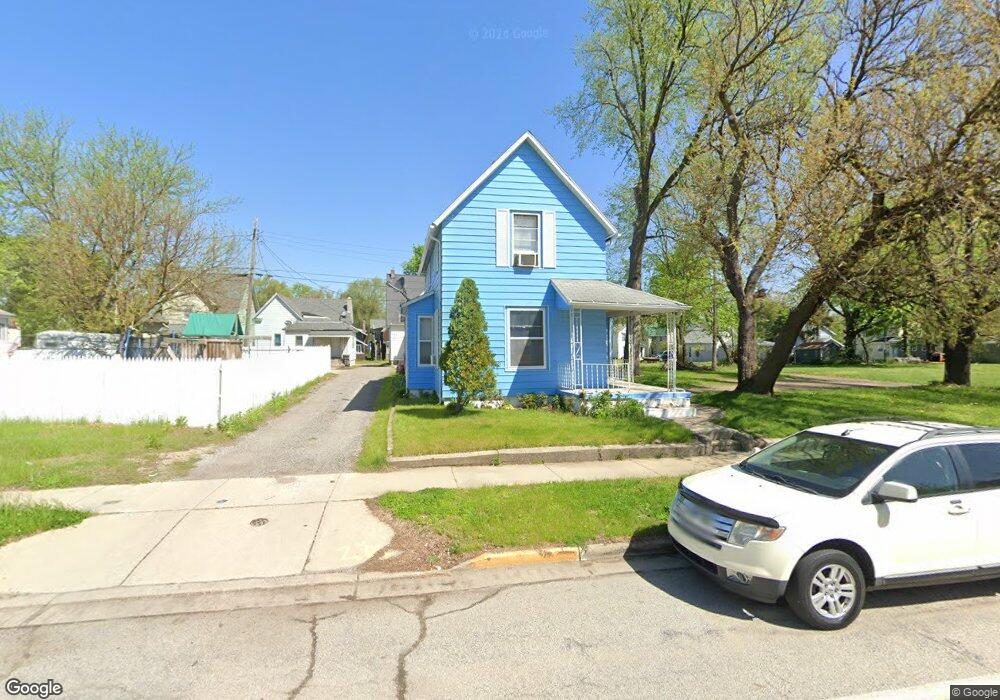924 W Marion St, Elkhart, IN 46516 - photo 1