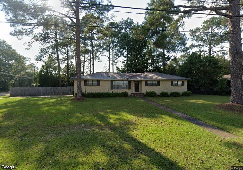 810 Highland St, Dothan, AL 36301 - photo 1