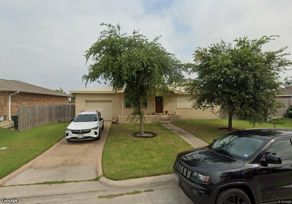 7726 Pruitt Dr, Galveston, TX 77554 - photo 1