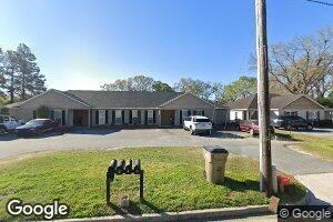 201 1/2 W Colquitt St, Sparks, GA 31647