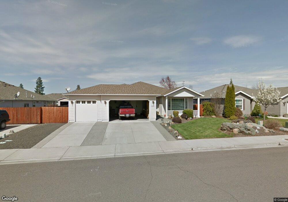 2627 Jeremy St, Central Point, OR 97502 - photo 1