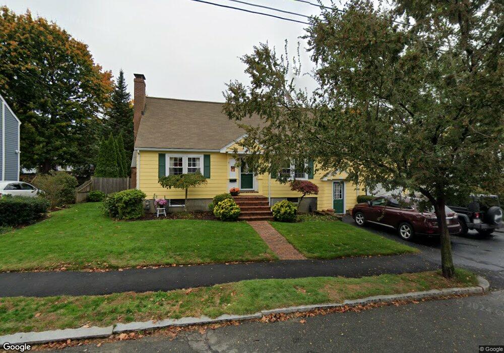 43 Elmcrest Rd, Wakefield, MA 01880 - photo 1