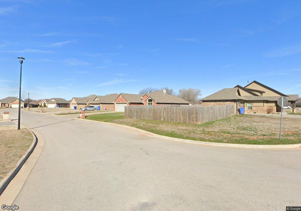 613 Creekside Dr, Cache, OK 73527 - photo 1