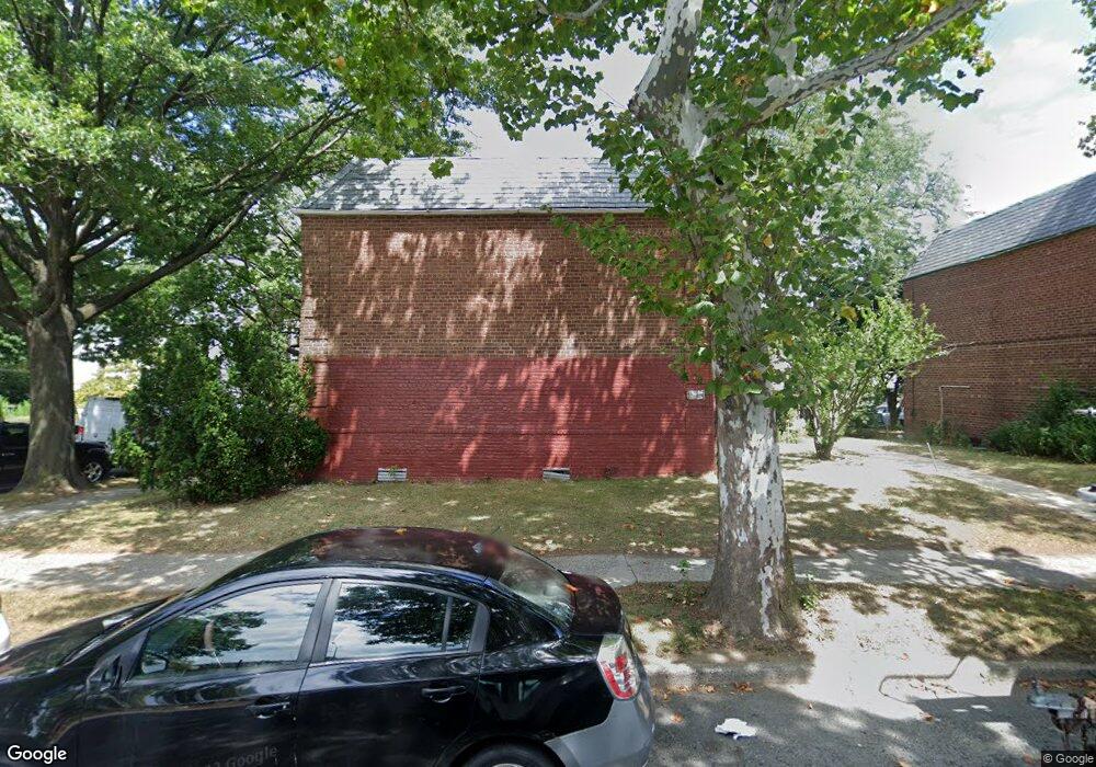 15305 Horace Harding Expy unit 1A, Flushing, NY 11367 - photo 1