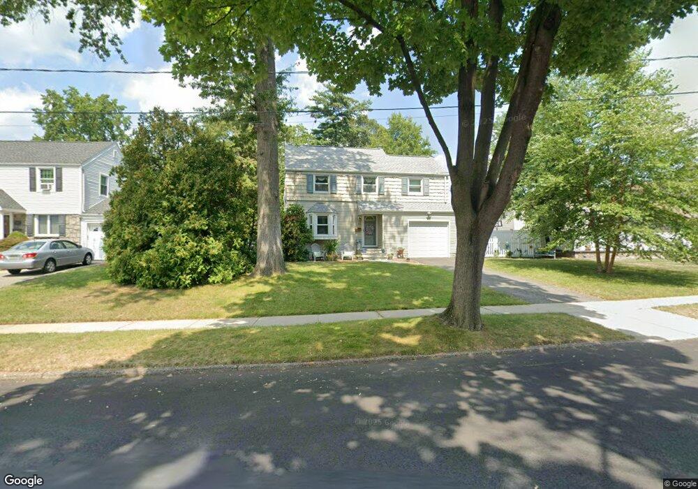 132 Kensington Rd, River Edge, NJ 07661 - photo 1