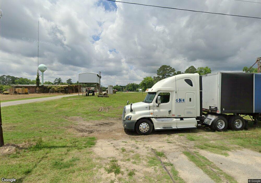 211 Park Ave, Warwick, GA 31796 - photo 1