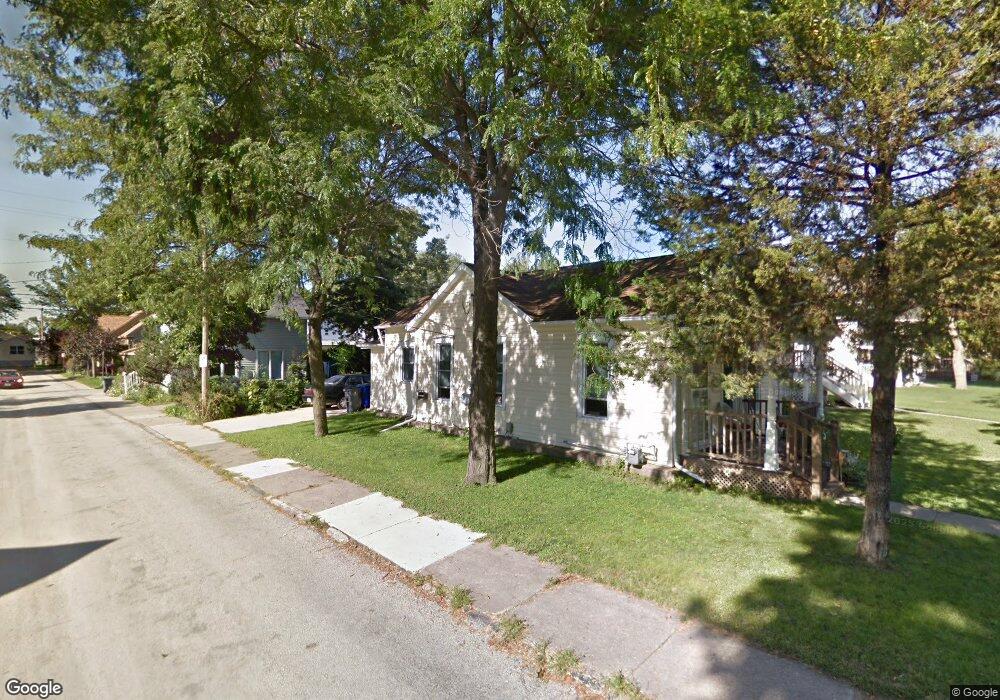 724 3rd Ave SW, Cedar Rapids, IA 52404 - photo 1