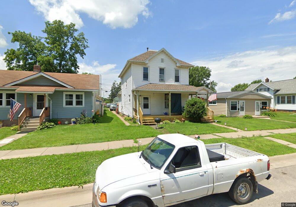 1436 N St SW, Cedar Rapids, IA 52404 - photo 1