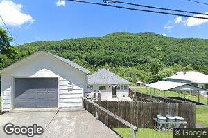 610 Nelson St, Hinton, WV 25951