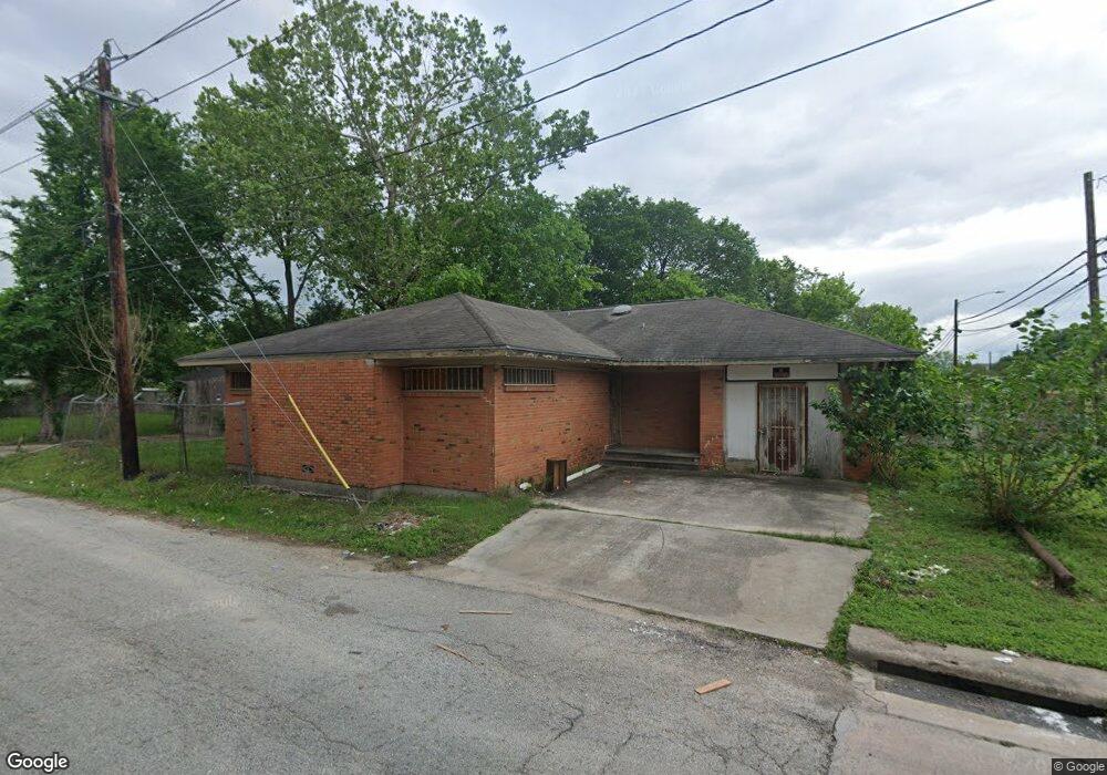 6430 W Montgomery Rd, Houston, TX 77091 - photo 1