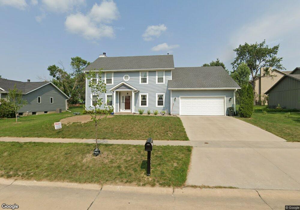 3820 Dove Ct NE, Cedar Rapids, IA 52402 - photo 1