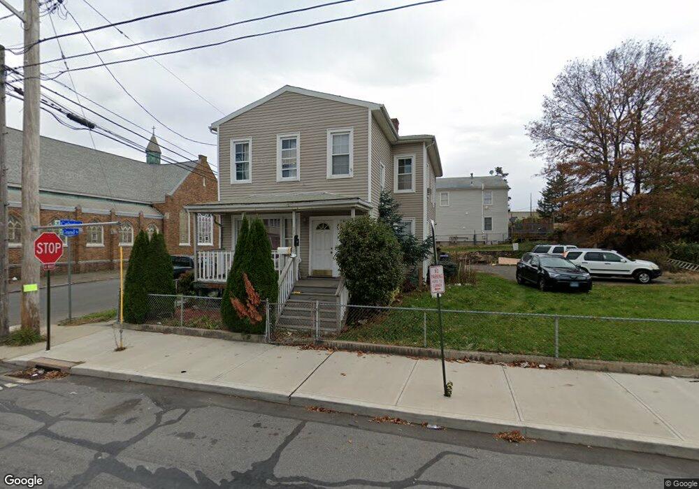 574 Grand St unit 576, Bridgeport, CT 06604 - photo 1