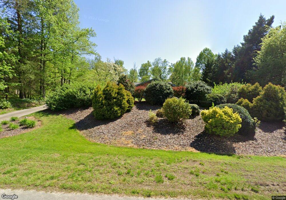 2309 Burnette Dr, Greensboro, NC 27406 - photo 1