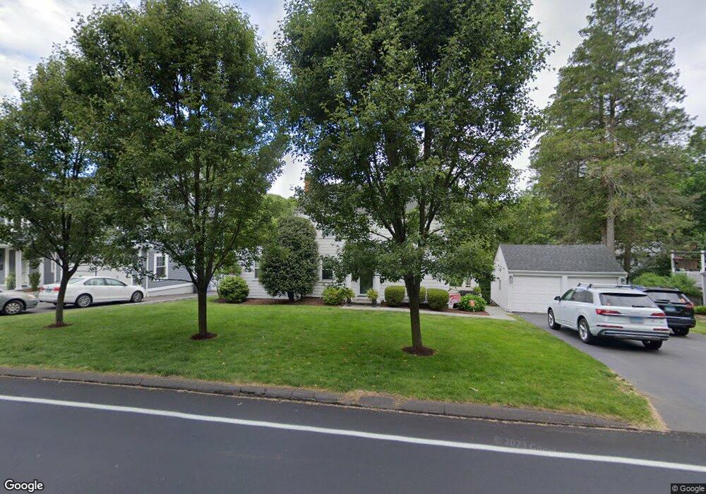 584 Wilson St, Fairfield, CT 06825 - photo 1