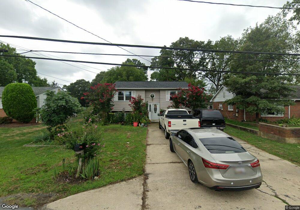 8409 Lindendale Dr, Laurel, MD 20707 - photo 1