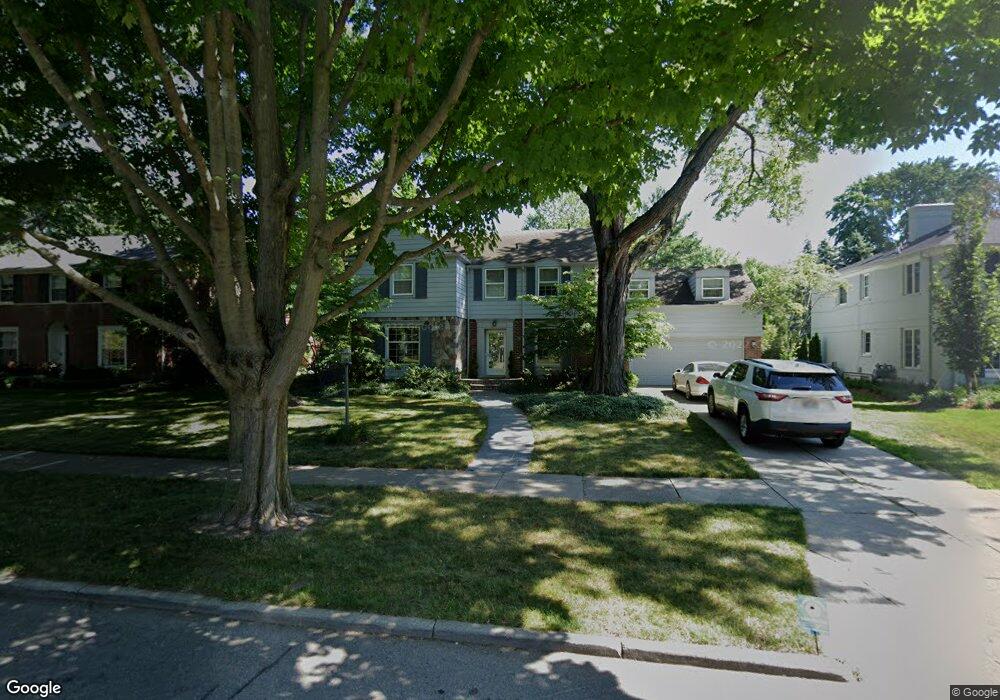 76 Merriweather Rd, Grosse Pointe Farms, MI 48236 - photo 1