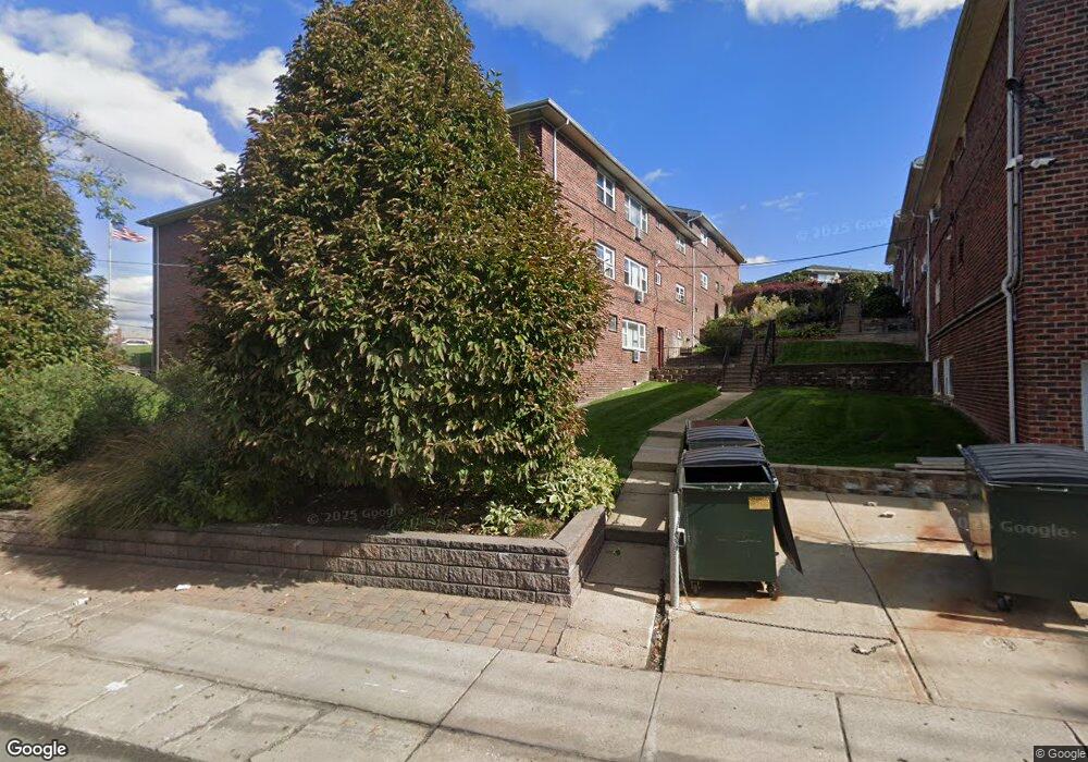 100 Bergen Blvd unit 21, Fairview, NJ 07022 - photo 1