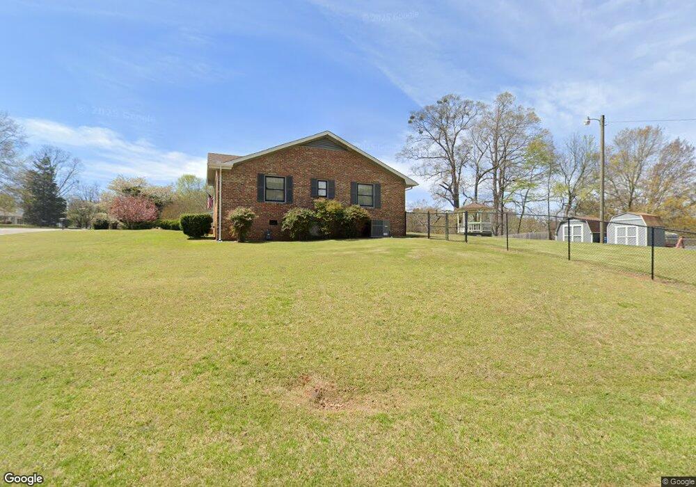 126 Morningside Dr, Carrollton, GA 30117 - photo 1