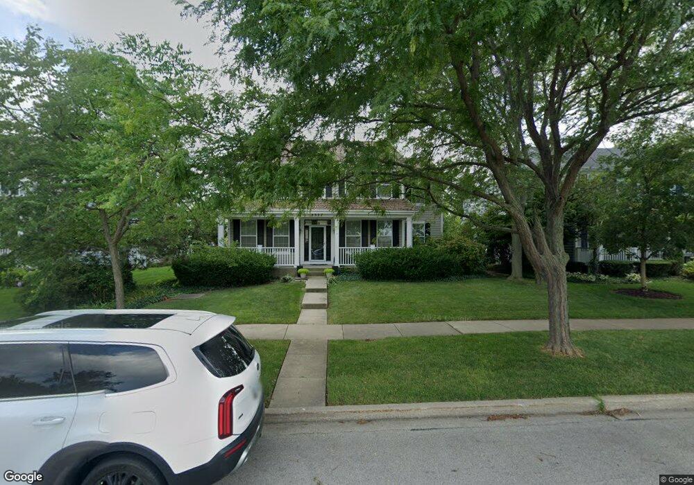 2327 Chestnut Ave, Glenview, IL 60026 - photo 1