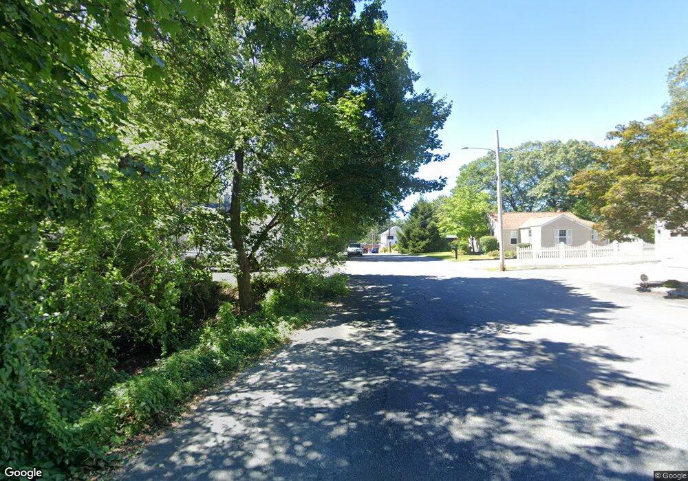 14 Wadsworth Ave, Smithfield, RI 02917 - photo 1