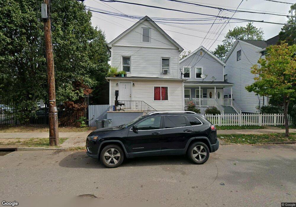 219 Seaman St, New Brunswick, NJ 08901 - photo 1