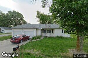 209 N Locust St, Jamesport, MO 64648