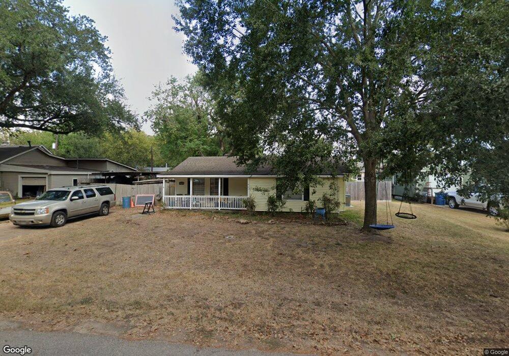 1910 Solomon St, Waller, TX 77484 - photo 1