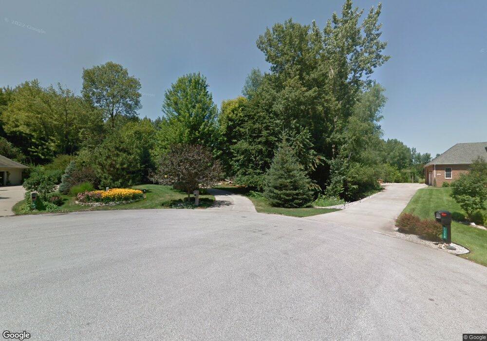 3211 N Conestoga Ct, Midland, MI 48642 - photo 1