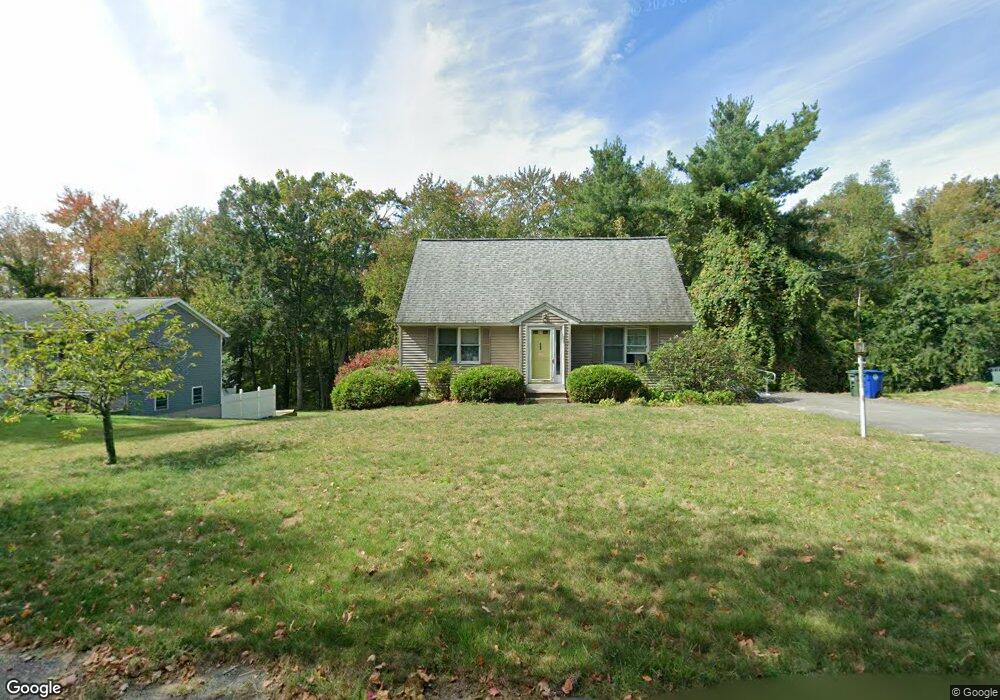 365 Baldwin Dr, Leominster, MA 01453 - photo 1