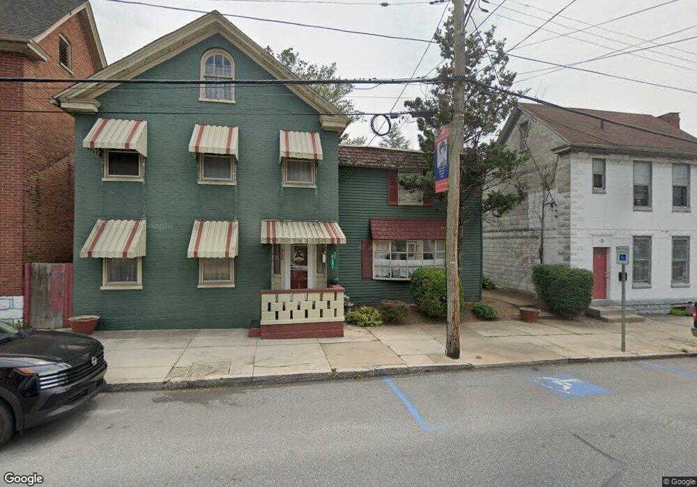 428 S Main St, Chambersburg, PA 17201 - photo 1