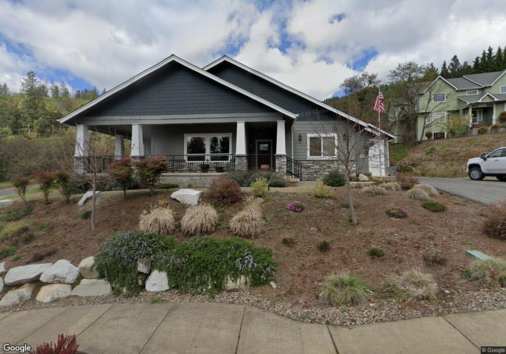 1574 NE Hillcrest Dr, Grants Pass, OR 97526 - photo 1