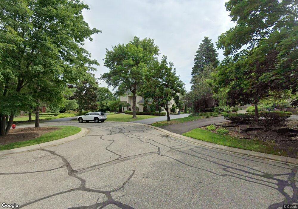 3355 Timber Crest Ct, West Bloomfield, MI 48324 - photo 1