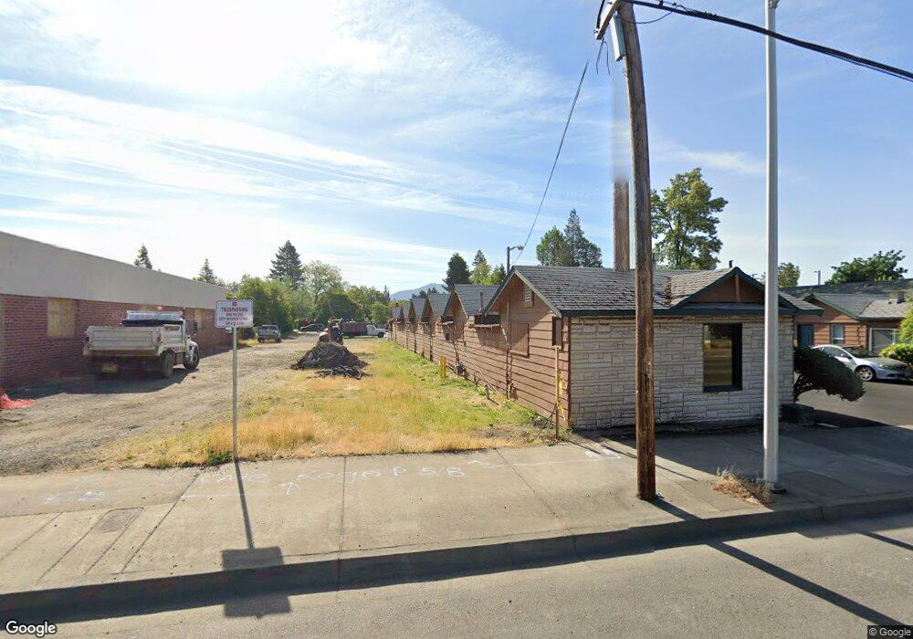 707 NE 6th St unit 10, Grants Pass, OR 97526 - photo 1