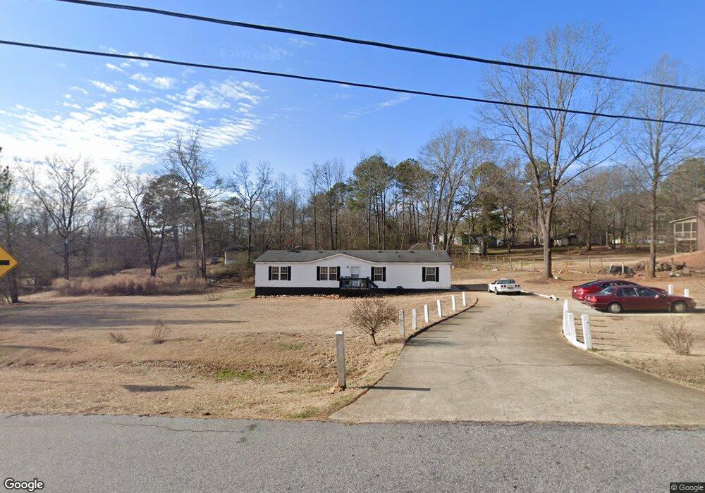 620 Tanners Bridge Cir, Bethlehem, GA 30620 - photo 1