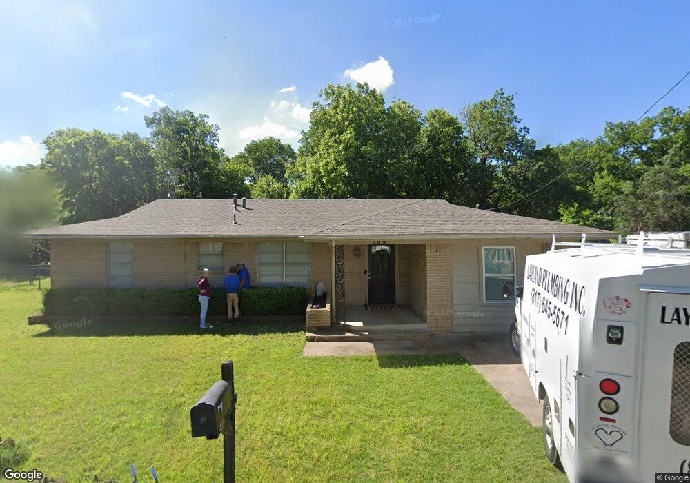 105 Monroe St, Cleburne, TX 76033 - photo 1