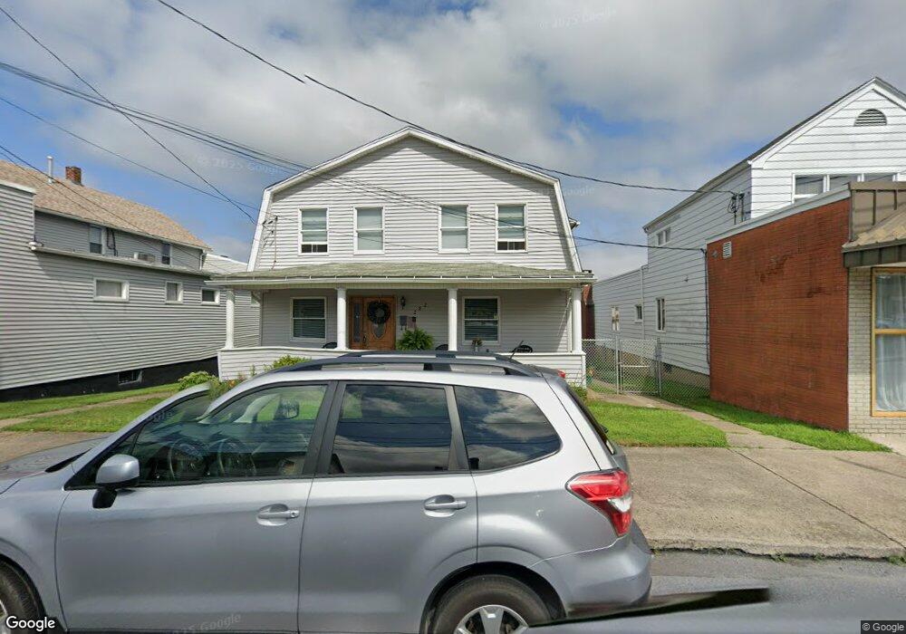 282 Main St, Dupont, PA 18641 - photo 1