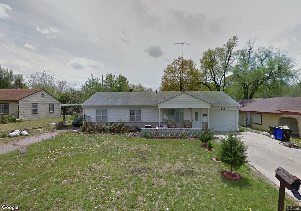 1401 SW Croix St, Topeka, KS 66611 - photo 1