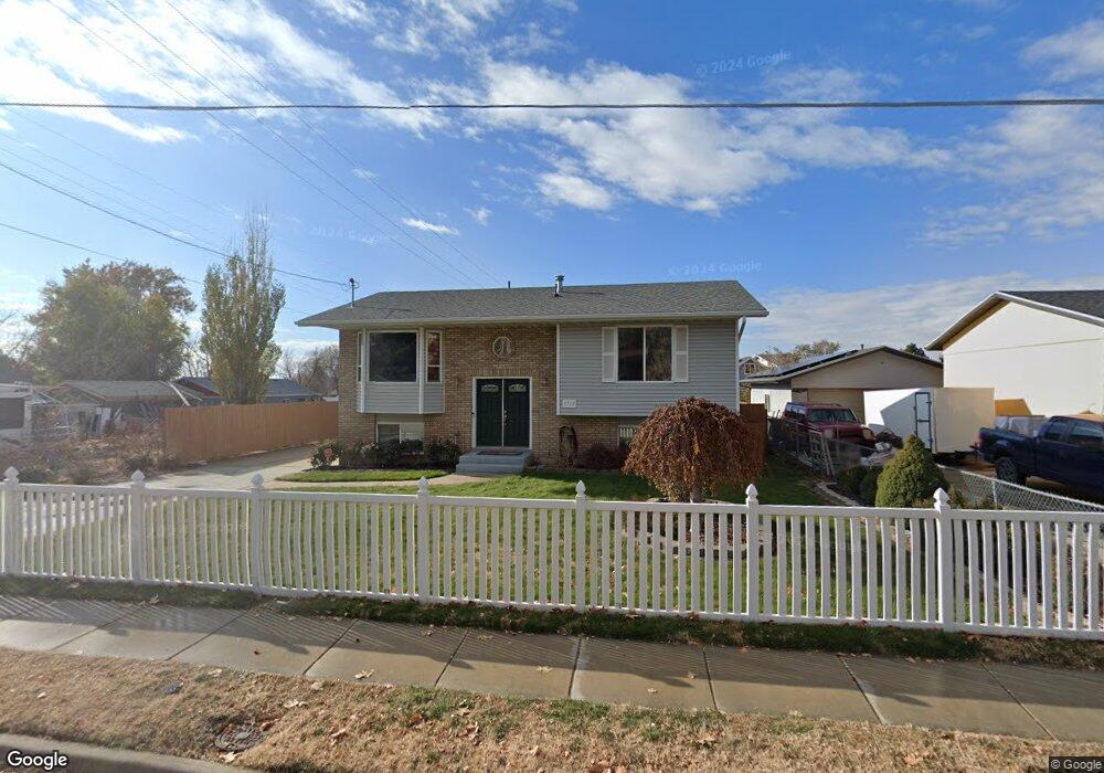 5715 S 2800 W, Roy, UT 84067 - photo 1
