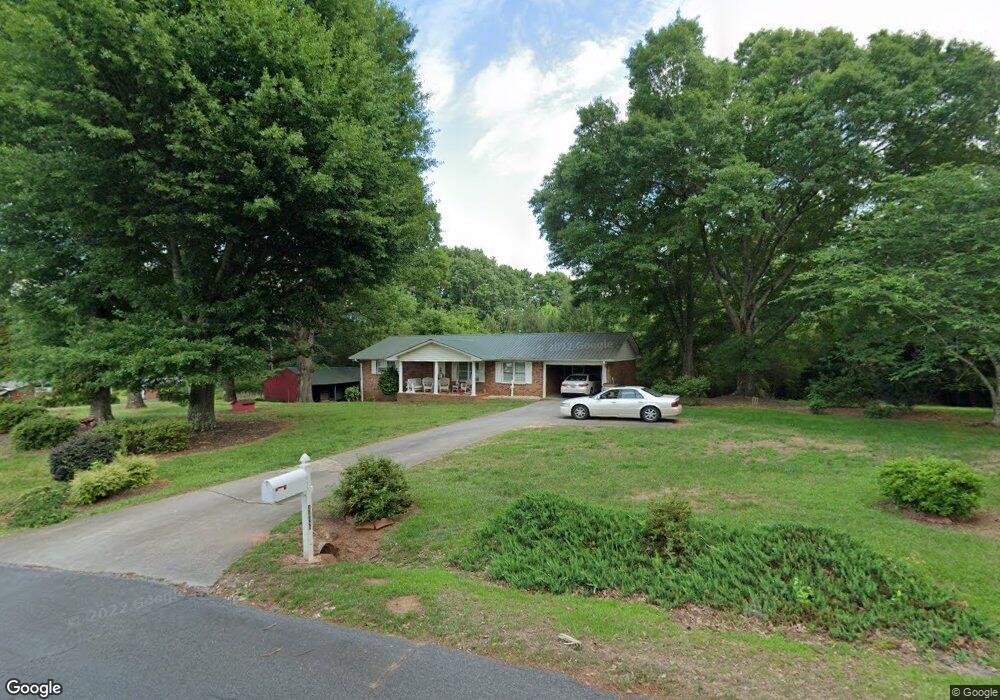 4426 Wahoo Dr, Gainesville, GA 30506 - photo 1