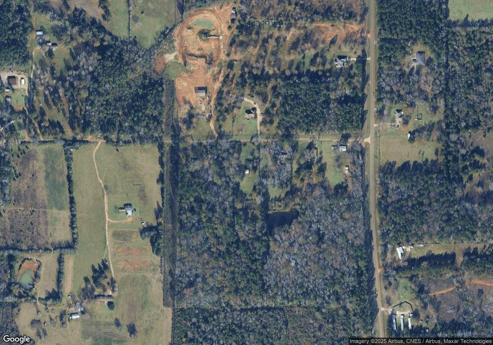 235 County Barn Rd, Lufkin, TX 75904 - photo 1